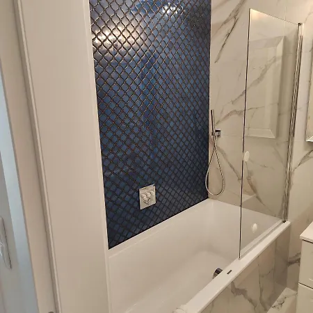 Sleepy3city Batorego 9 アパートホテル