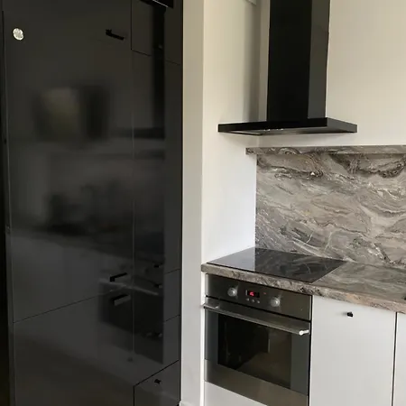 アパートホテル Sleepy3city Batorego 9 3*