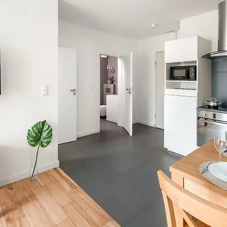 Sleepy3city Batorego 9 3* グディニャ