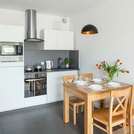 Aparthotel Sleepy3city Batorego 9